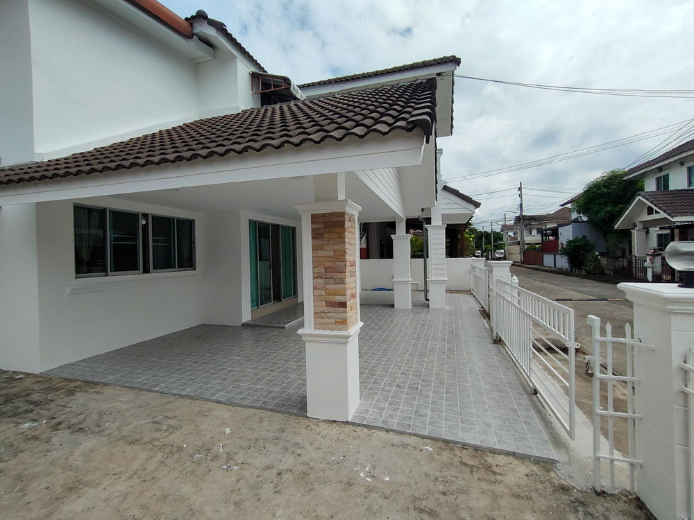 รูป  ให้เช่าบ้านเดี่ยว 2 ชั้น ใกล้แยกแม่กวง–ท่ารั้ว | ถ.เชียงใหม่–ดอยสะเก็ด พื้นที่ใช้สอยกว่า 220 ตร.ม. | 4 ห้องนอน | 2 ห้องครัว | เฟอร์นิเจอร์ครบ - รูปที่ 2/20