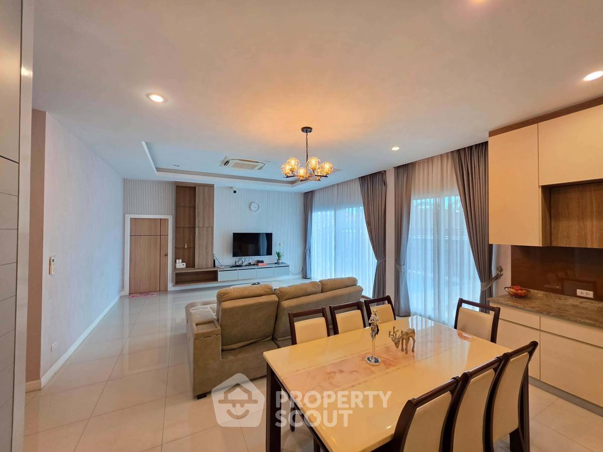 รูป วิลล่า 3 ห้องนอน ใน Garden Ville 5 ห้วยใหญ่ ชลบุรี (ID 3343314) - รูปที่ 9/18