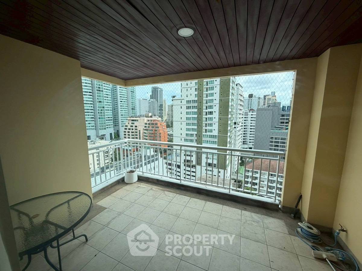 picture 3-BR Condo at Wilshire near BTS Phrom Phong (ID 3343304) - 11/20