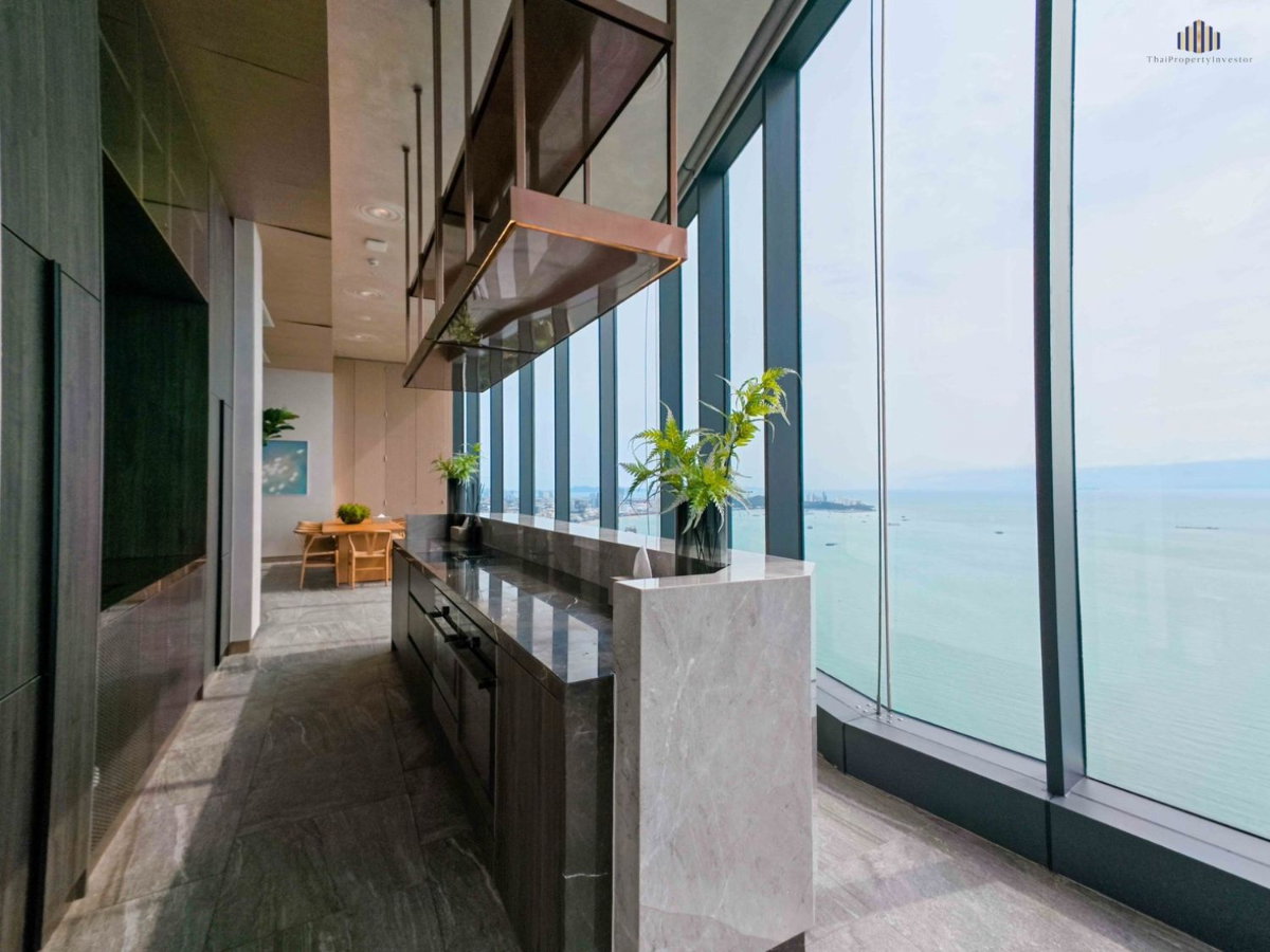 รูป Rare Sea View คอนโดติดทะเล วิวทะเลแบบเต็มตาอยู่เองก็ฟินลงทุนก็มีโอกาส ขายถูกคอนโดอารมณ์ วงศ์อมาตย์พัทยา - รูปที่ 9/17