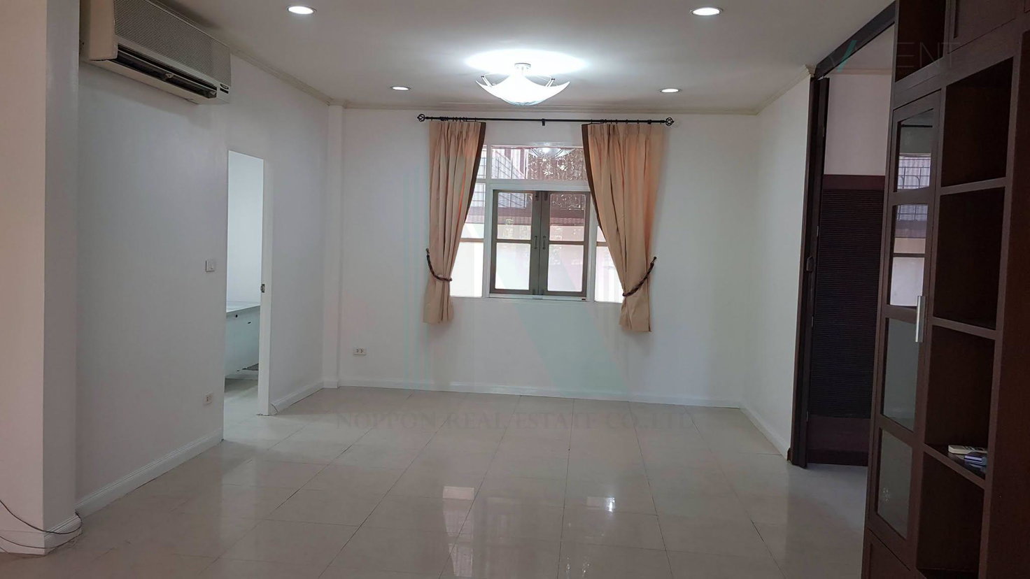 รูป ให้เช่าบ้านเดี่ยว 2 ชั้น บ้านกรองทอง พาวิลเลี่ยน 3 ห้องนอน 3 ห้องน้ำ - รูปที่ 3/8