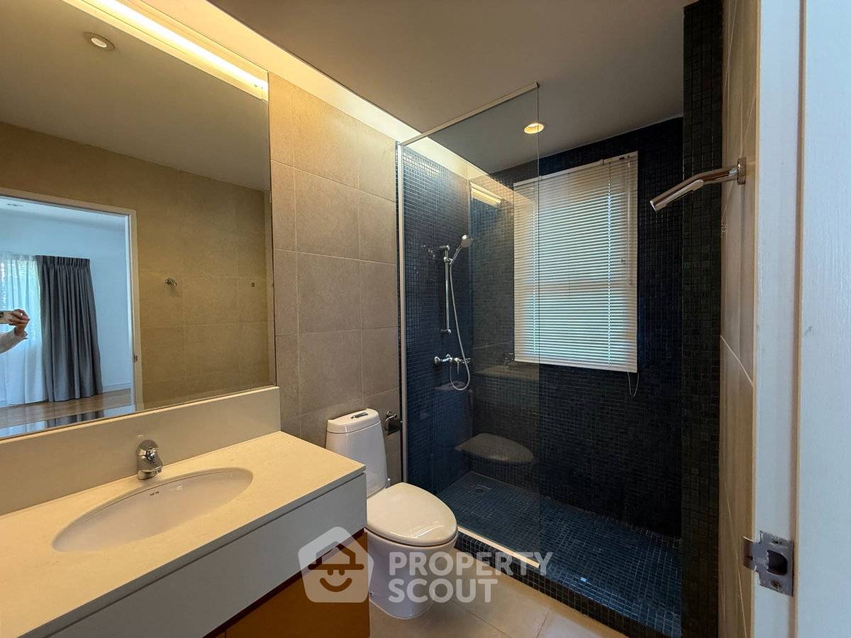 รูป บ้าน 4 ห้องนอน พื้นที่ 400 ตร.ม. Sukhumvit 36 Garden Village ใกล้ BTS ทองหล่อ (ID 3344571) - รูปที่ 7/8