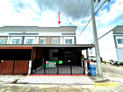 Townhouses for sale Rangsit Khlong Nung : TOWN HOUSE 21.4 Sq.w. Khlong Luang Pathumthani for 2.3M