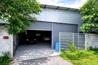 Factory for rent Borommaratchachonnani Rd. : 			Thai Human Imagery Museum 650m. Warehouse office 3bath 100sq.wa. 400sq.m. 1bed Phanwadi Witthaya Sch          