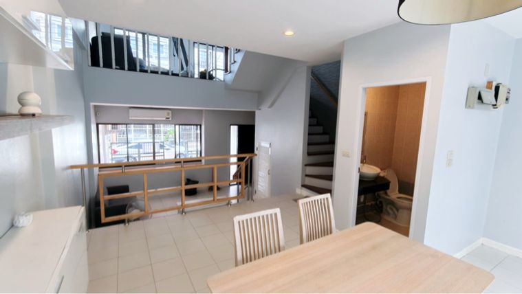 3-bed townhouse for rent, 160 sqm, 22 sq wah, Baan Klang Muang Ratchada-Mengjai 1