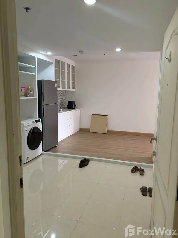 picture 3 beds 2 baths 6811861 - 1/18
