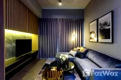 Condos for sale : Luxury Loft Apartment at The Lofts Asoke 6812373