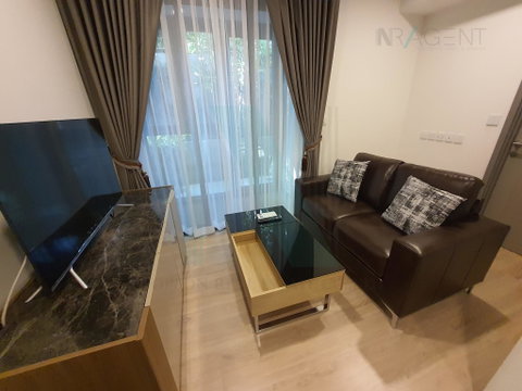 For rent, Taka House Ekkamai 12, 1 bedroom, 1st floor, Building B, near Big C Ekkamai.