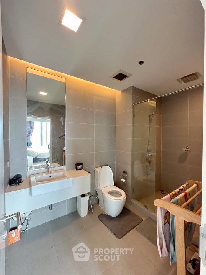 picture 1-BR Condo at Vantage Ratchavipa Condominium in Chatuchak (ID 3345278) - 8/27