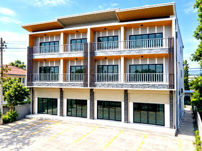 Shophouses for rent Chonburi : 			company registration allowed Café Amazon PTT Pong 100m away 3.5-story twin building 29,999 Baht-month for rent near Pong Intersection 100m.          