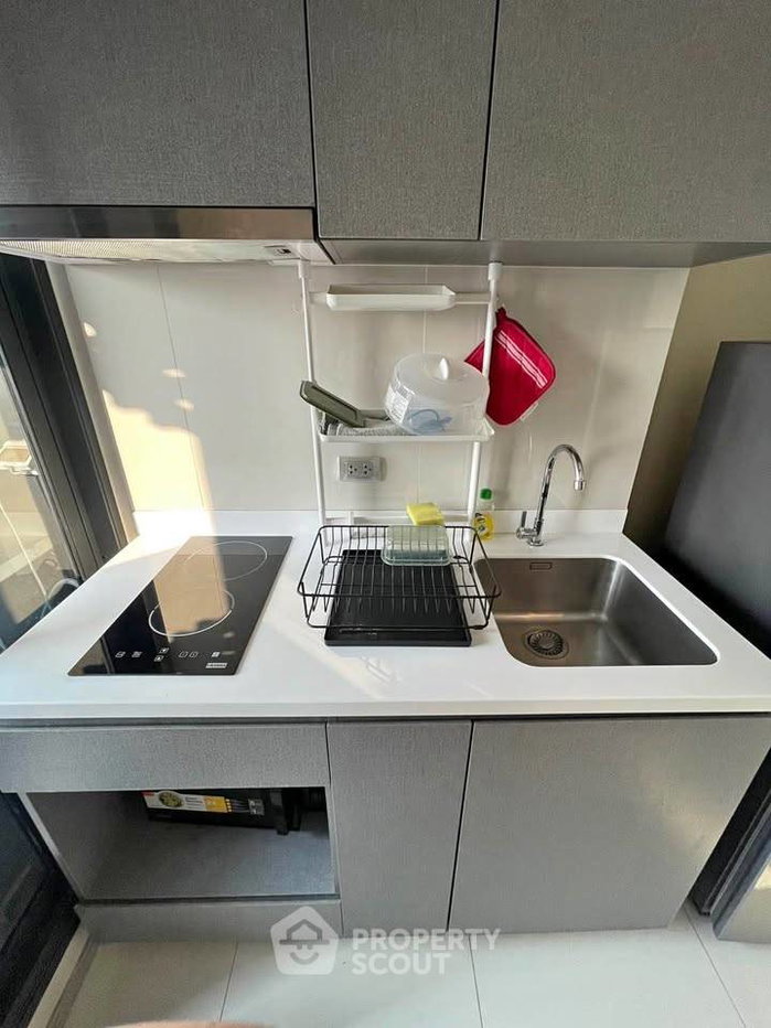 picture Studio Condo at Life Asoke Hype near ARL Makkasan (ID 3344958) - 1/12