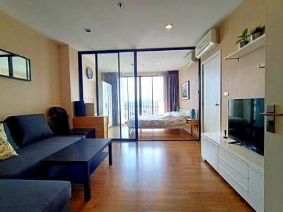 ขายคอนโด : 💥รหัส TTTP003610S💥 📢📢ขายพร้อมผู้เช่า The Tree Interchange (1 Bed 36.86 ตร.ม/2.70 ล้าน) ชั้น 10 ติดเกตเวย์/ใกล้ MRT สนใจ Line ID: @atfirm