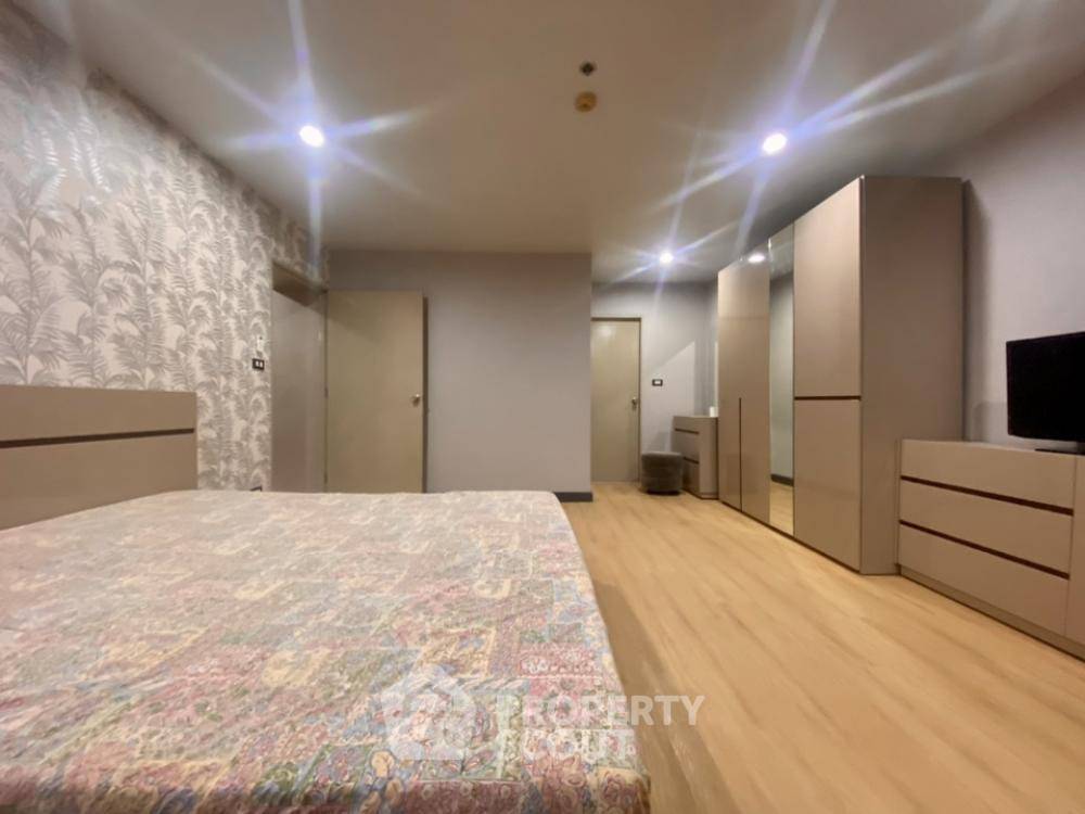 picture 3-BR Condo at Modern Home Tower Condominium near MRT Wat Mangkon (ID 3260383) - 9/19