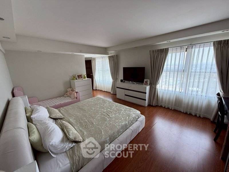 รูป คอนโด 1 ห้องนอน ชั้น 25 ขนาด 110 ตร.ม. ขายที่ Metro Jomtien Condotel (ID 2167126) - รูปที่ 8/17