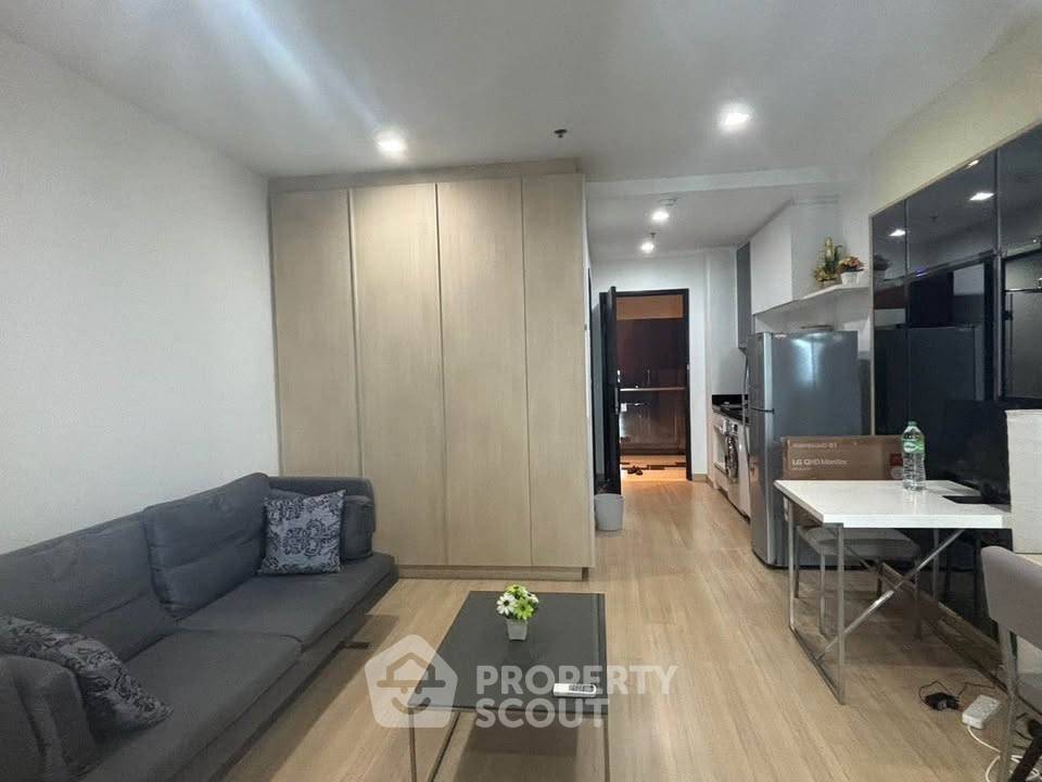 picture 1-BR Condo at Sky Walk Residences near BTS Phra Khanong (ID 3345339) - 4/9
