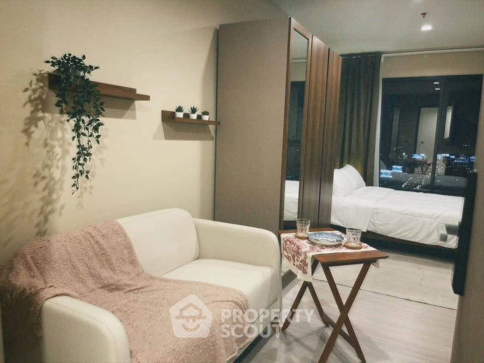picture Studio Condo at Life Asoke Hype near ARL Makkasan (ID 3344958) - 12/12