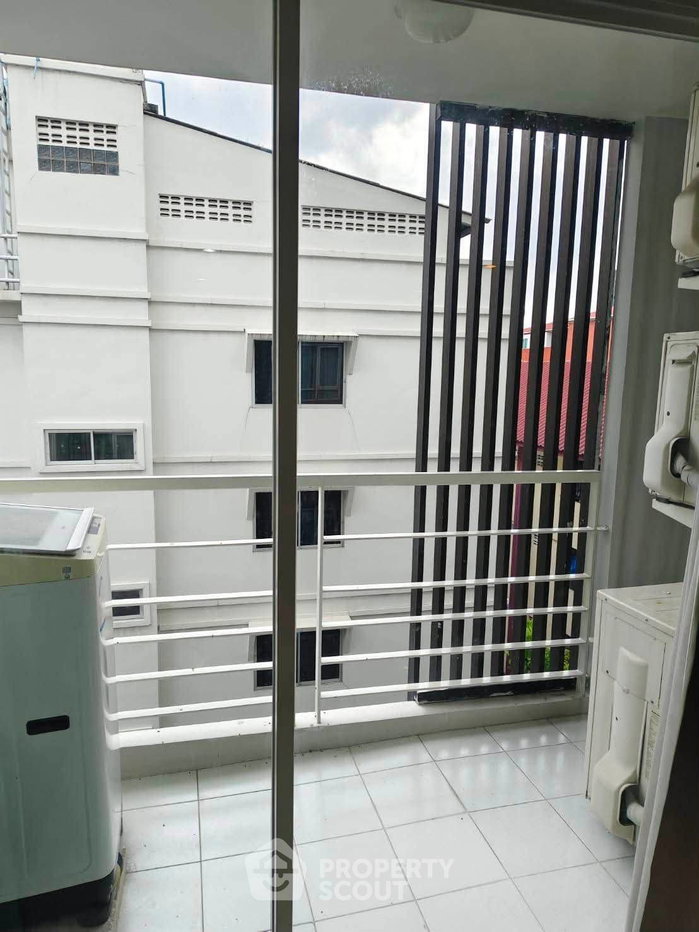 picture 2-BR Condo at Elements Srinakarin in Nong Bon (ID 3345161) - 2/9