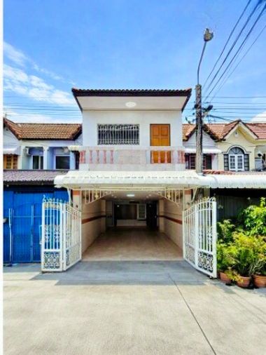 ให้เช่าทาวน์โฮม 3 ห้องนอน 160 ตร.ม. 20 ตร.ว. เขตภาษีเจริญ