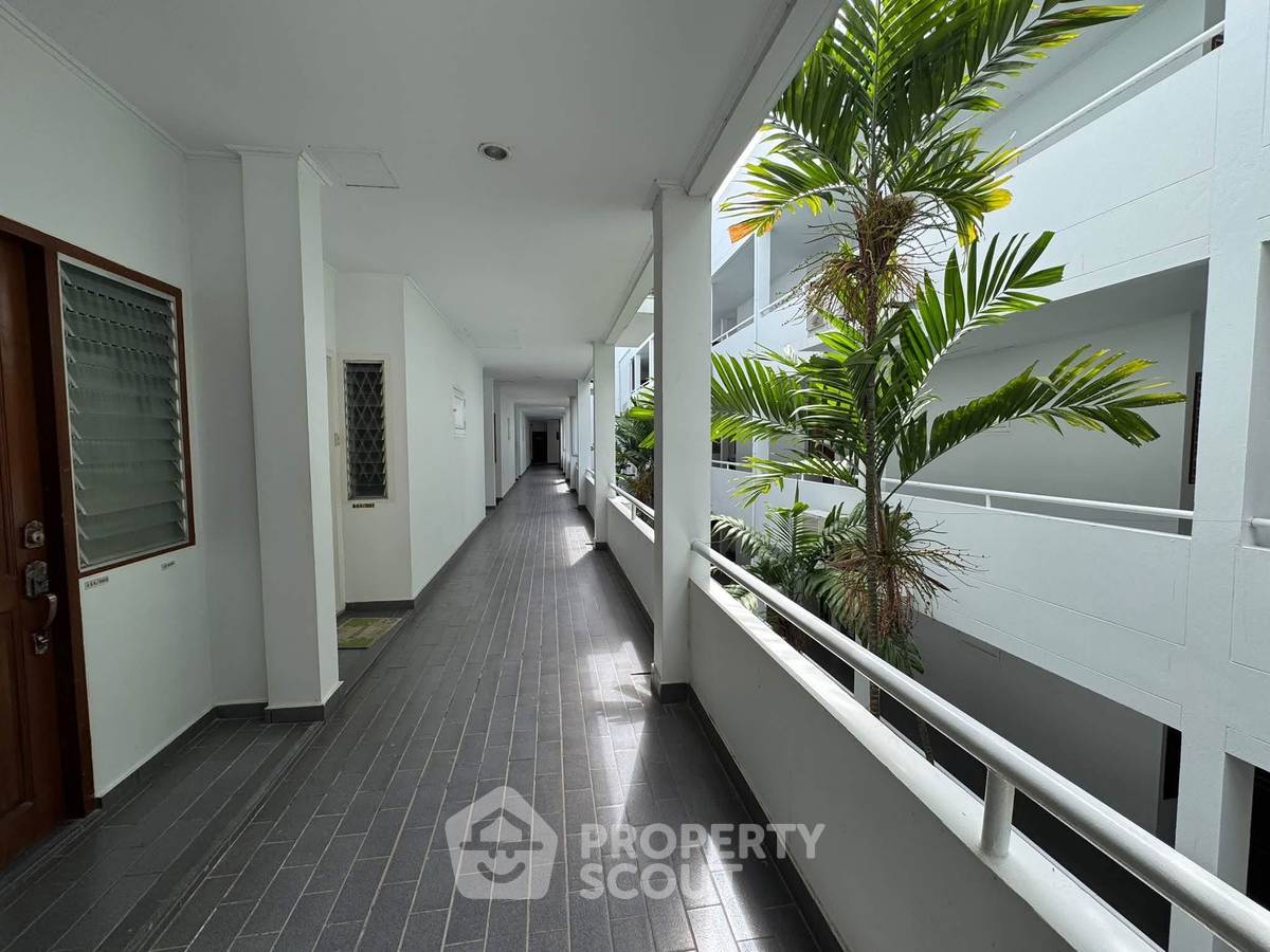 picture 1-BR Condo At Baan Suan Lalana Condominiums, Pattaya (ID 3345533) - 12/15