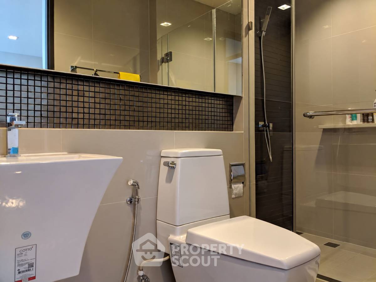 รูป คอนโด 2-ห้องนอน ที่ ริธึ่ม สาทร ใกล้ BTS สะพานตากสิน (ID 3331431) - รูปที่ 3/8