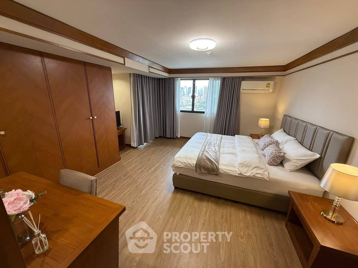 picture Spacious 2-BR 114 Sqm At United Tower Thong Lor Near BTS Thong Lor (ID 3344795) - 7/12