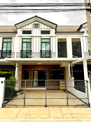 เช่าทาวน์โฮม เมกะ บางนา : 🏡 ให้เช่า ทาวน์โฮม 2 นอน 3 น้ำ เฟอร์ครบ 🛍️ ใกล้ Mega บางนา ทำเล ศรีนครินทร์-บางนา