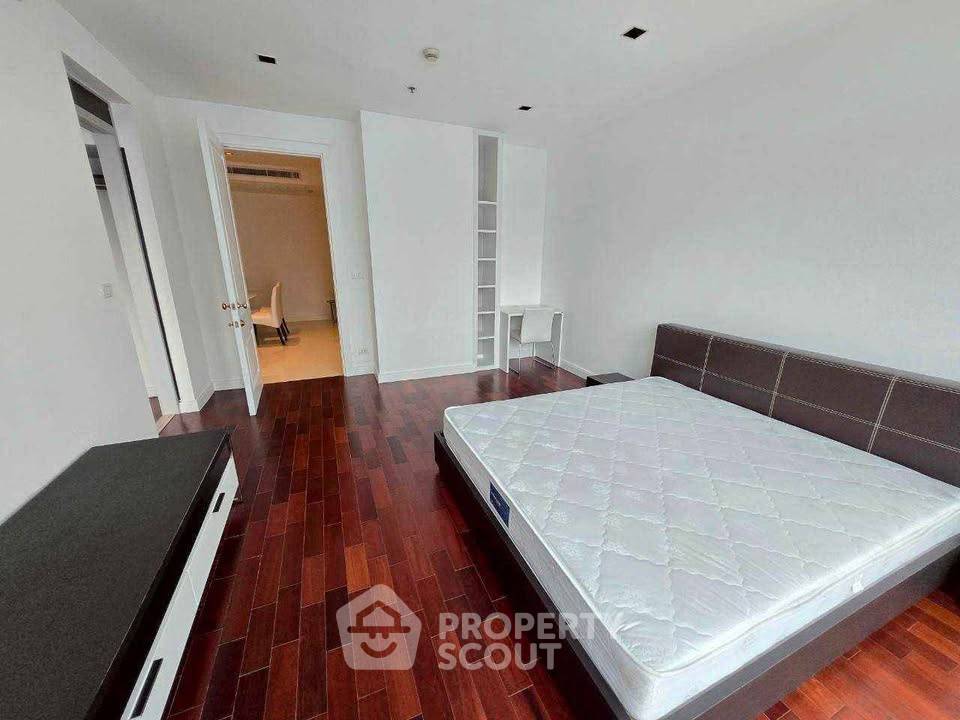 picture 3-BR Condo at Athenee Residence near BTS Phloen Chit (ID 2746221) - 9/9