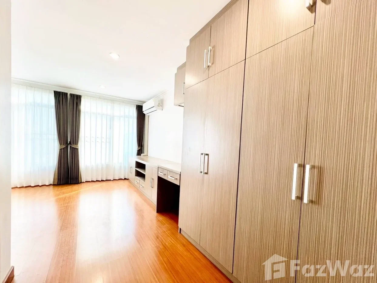 picture Commercial home office for rent 6814531 - 16/16