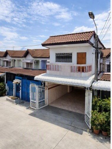 ให้เช่าทาวน์โฮม 3 ห้องนอน 160 ตร.ม. 20 ตร.ว. เขตภาษีเจริญ