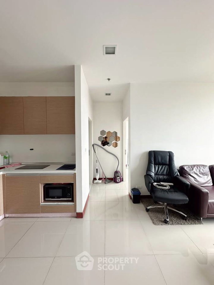 picture 1-BR Condo at Vantage Ratchavipa Condominium in Chatuchak (ID 3345278) - 7/27