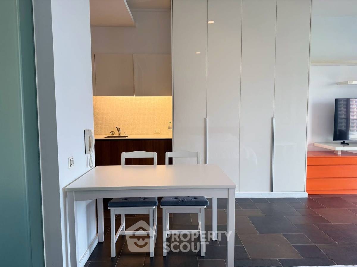 picture 1-BR Condo At Northpoint Condominium In Wong Amat (ID 3344814) - 10/10