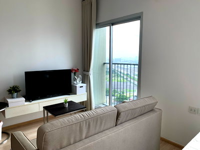 Condos for rent : 🏡 FOR RENT | Noble Revolve Ratchada 2| Corner Unit |Only approx. 80 m from MRT Thailand Cultural Centre