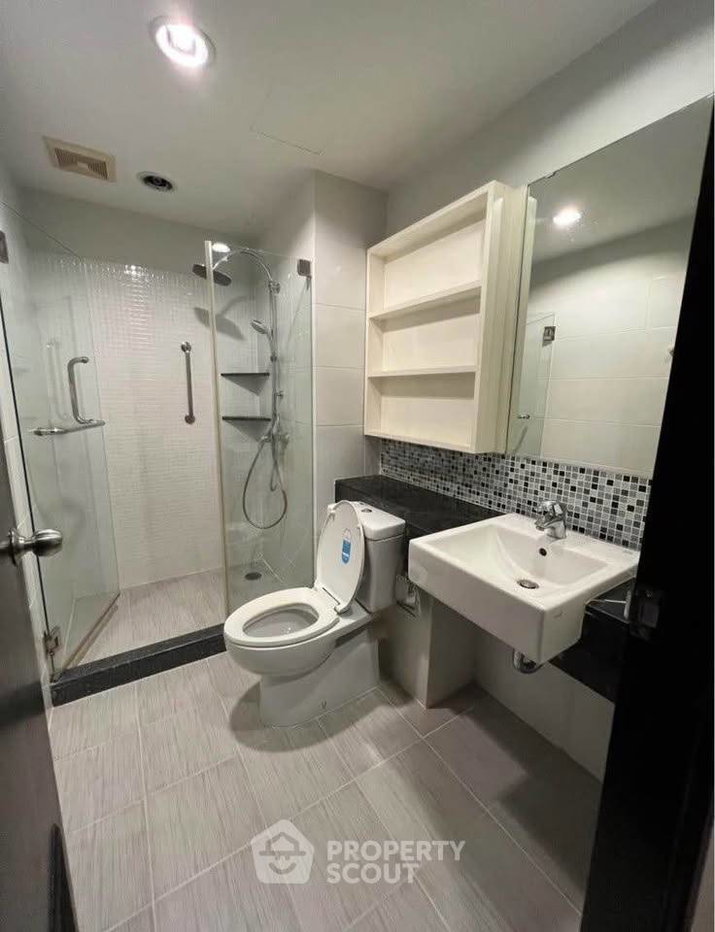 picture 2-BR Condo at Diamond Ratchada near MRT Huai Khwang (ID 3234186) - 15/18
