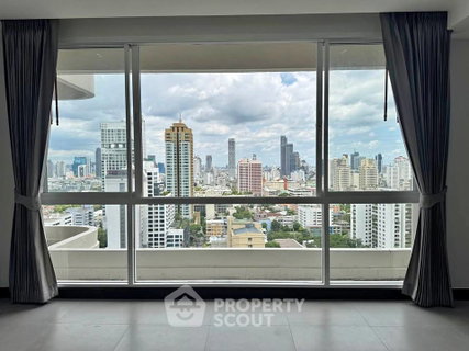 รูปภาพ 3-BR Condo at DS Tower 1 near BTS Phrom Phong (ID 3345390)