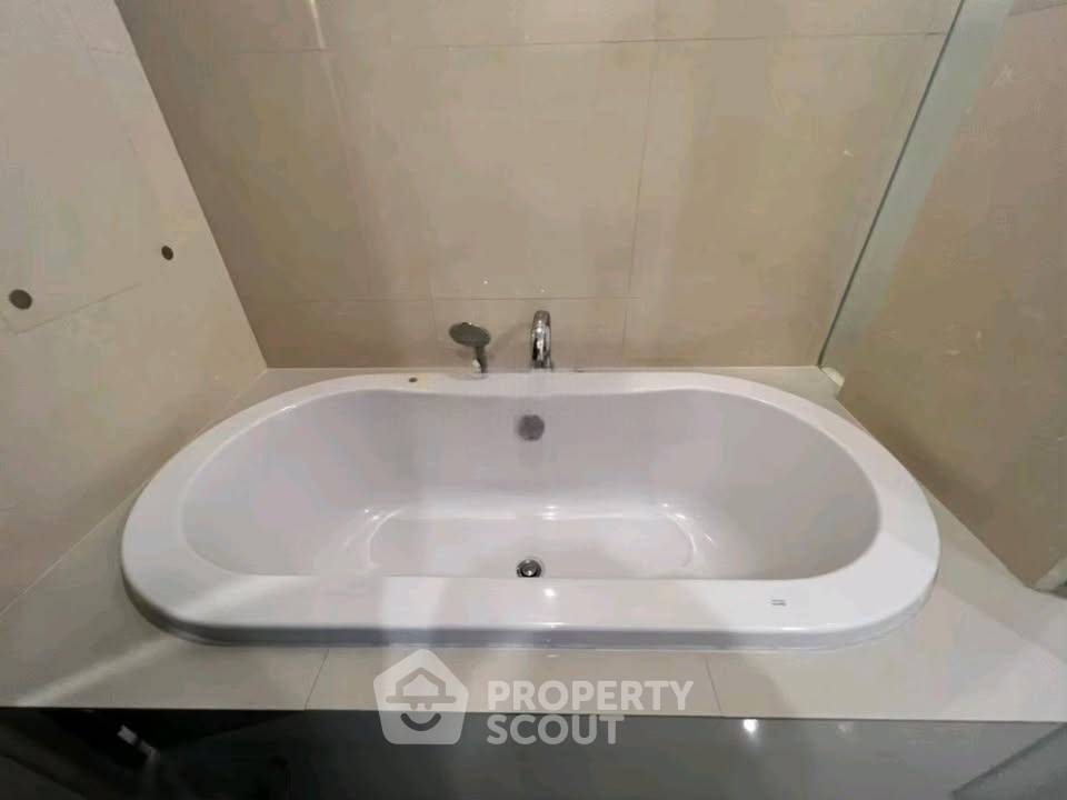 picture 200m To BTS Phrom Phong | 2-BR 150 Sqm At The Madison (ID 3329272) - 11/16