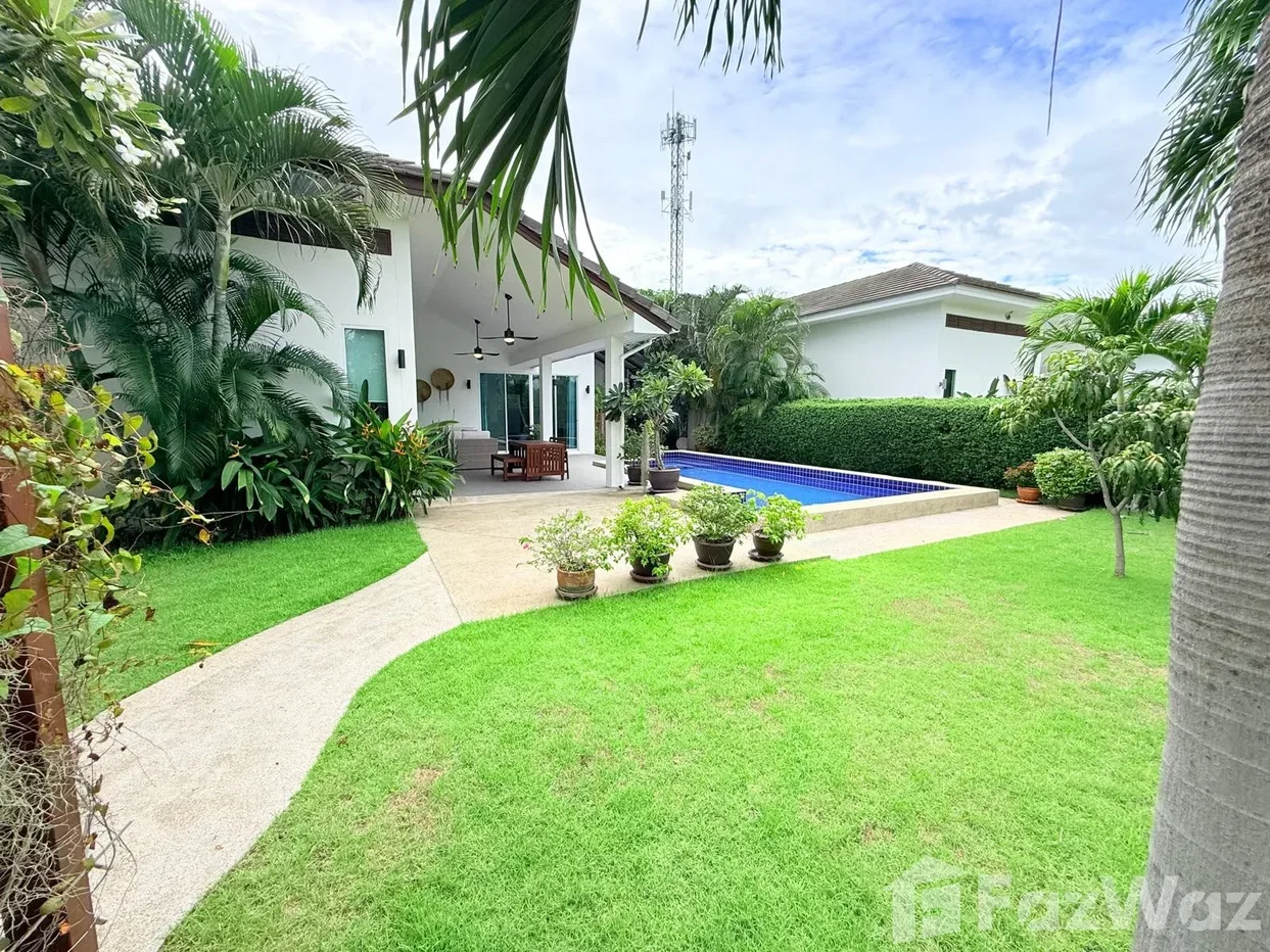 picture Charming 3-Bedroom Villa with Open Views 5620811 - 5/35