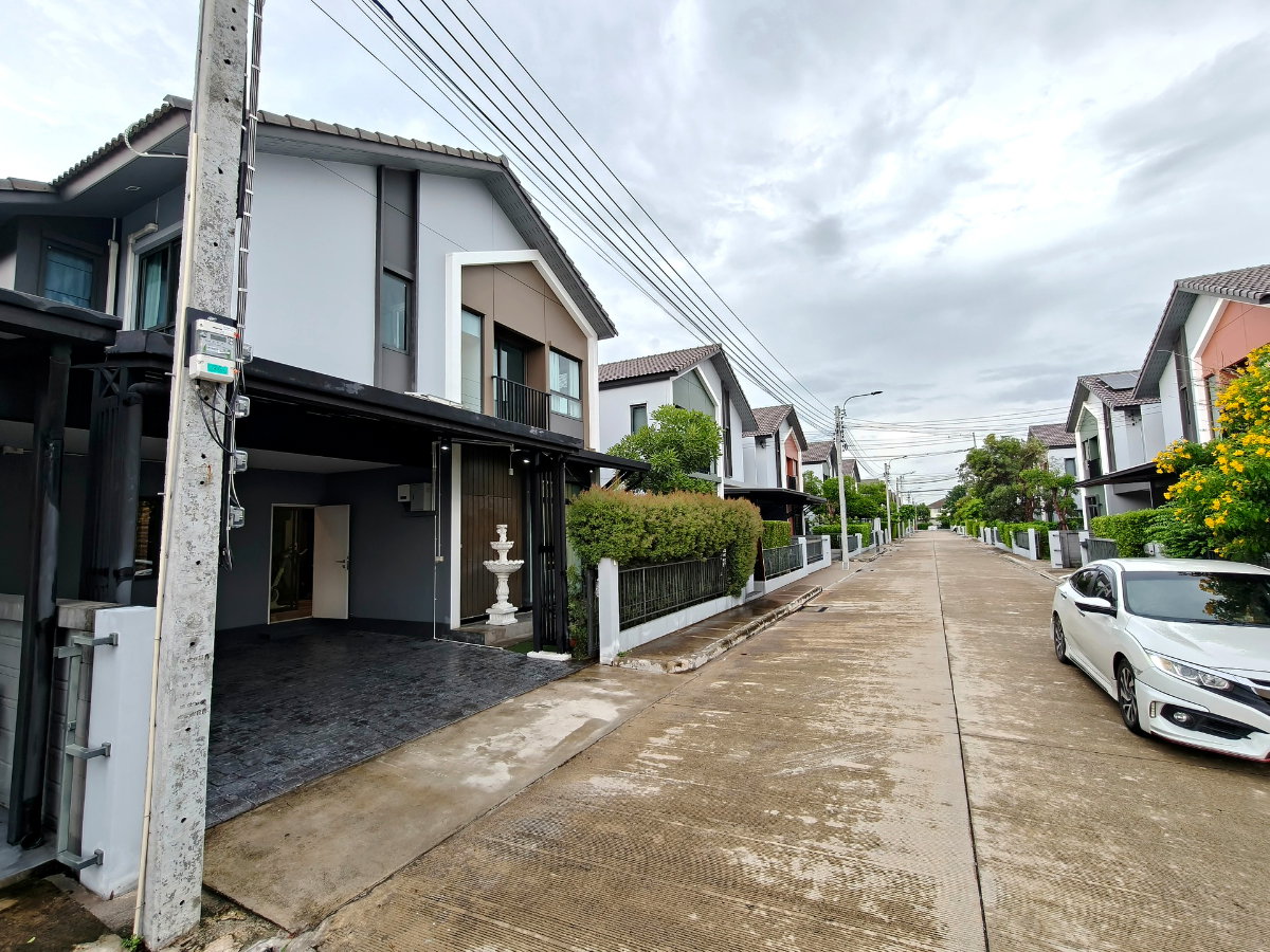 รูป 🏡 ให้เช่าบ้าน อณาสิริ ชัยพฤกษ์-วงแหวน แต่งเต็ม เฟอร์นิเจอร์ครบ พร้อมอยู่    24,000 บาท - รูปที่ 6/25
