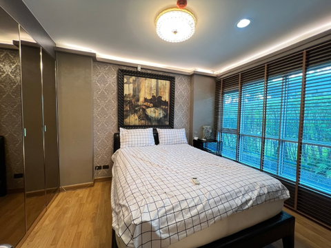 P-56895 Condo For Rent! Aspire Rama 4 near BTS Ekkamai | Spacious 46 sq.m. 2 Bed, Fully Furnished with Washing Machine Line@easythaihome 085-592-2897