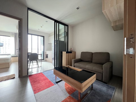 Ready to move in For rent Life Sathorn Sierra BTS Talat Phil