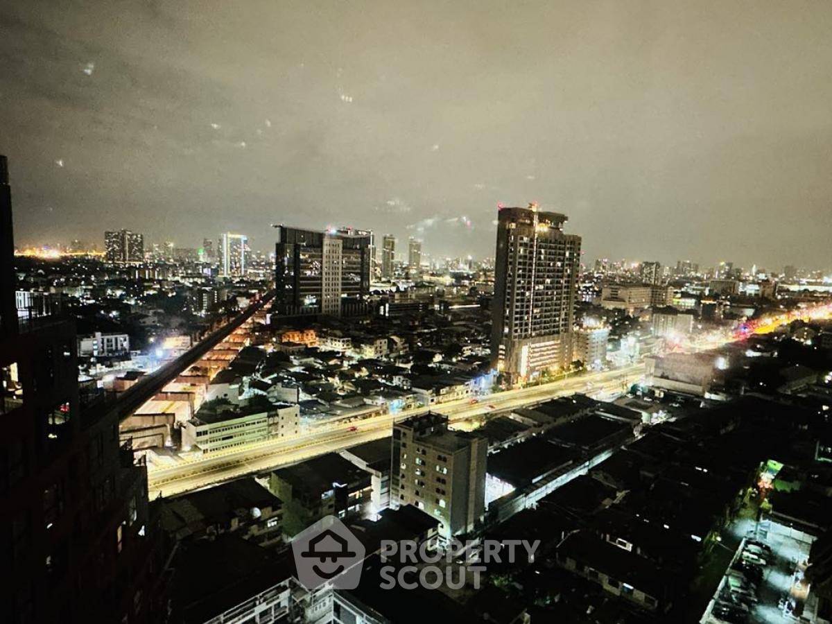 picture 40m To MRT Sirindhorn | 2-BR Brix Condominium Charansanitwong 64 (ID 2007766) - 16/17