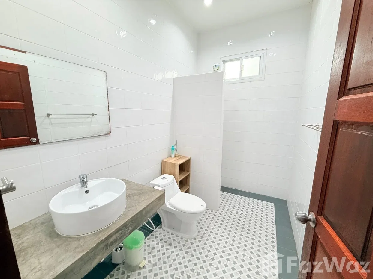 picture Charming 3-Bedroom Villa with Open Views 5620811 - 17/35