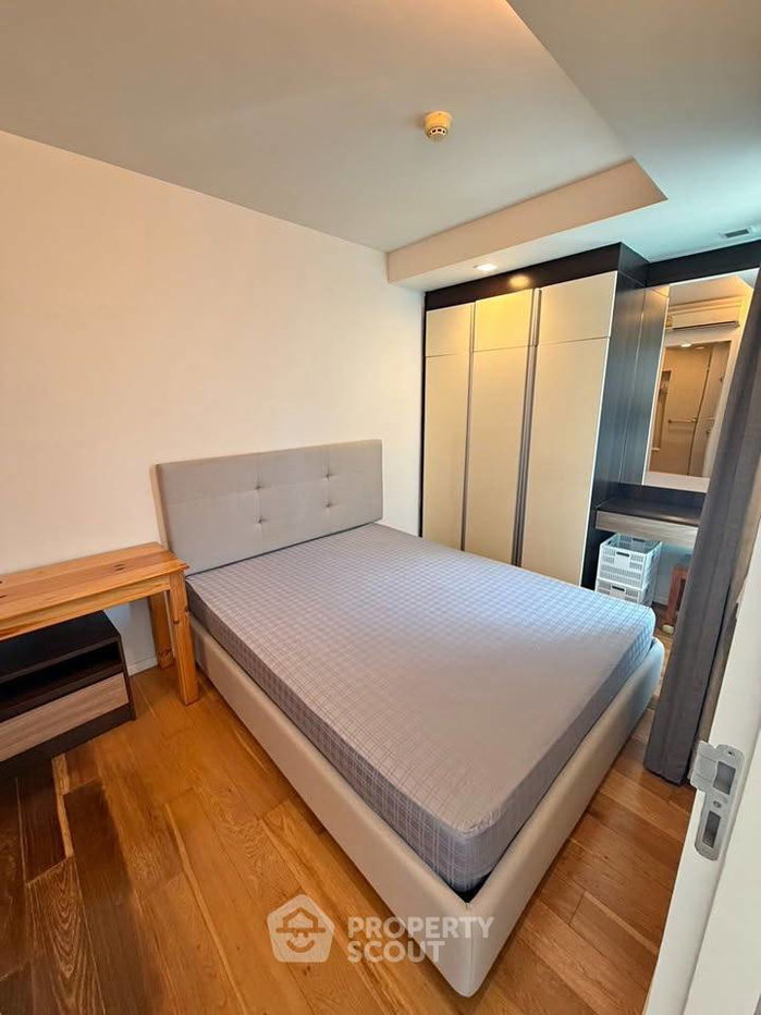 picture 1-BR Condo at Focus Ploenchit near BTS Nana (ID 3329175) - 1/17