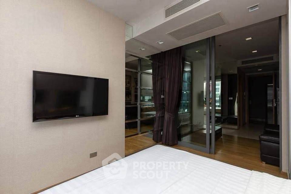 รูป ใกล้ BTS Nana เพียง 200 ม. | 1 ห้องนอน Hyde Sukhumvit 13 Condominium (ID 3345045) - รูปที่ 4/6