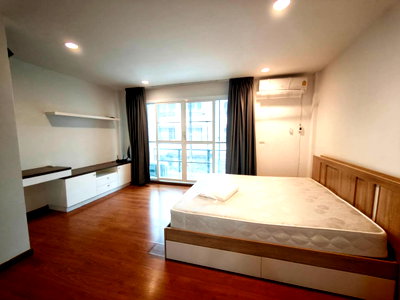 Townhouses for rent Thonburi Vocational College : 🏠 House for Rent | Baan Klang Muang S Sense Sathorn - Taksin 2      Property Code | LNP-H1158 