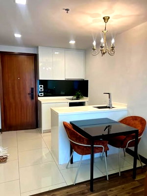Condos for rent : AA712702 | 1 Bed | 1 Bath | Pratamnak | 43sqm | THB 22,000/mo | Fl.5 — The Peak Towers Condo Bangkok