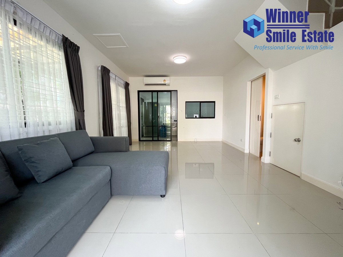 รูป ขายทาวน์โฮม 3 ชั้น Town Home 3 ชั้น บ้านกลางเมือง ซอยนวมินทร์ 42 หลังมุม - รูปที่ 2/10