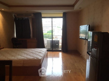 1-BR Condo For Sale At Pipat Place Condominium Near BTS Chong Nonsi (ID 3345489)