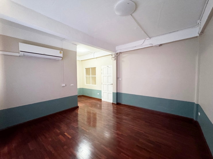 รูป ขาย-ให้เช่า ทาวน์เฮ้าส์ 4 ชั้น หมู่บ้านวราธรวิลล์ พัฒนาการ 44 - รูปที่ 20/33