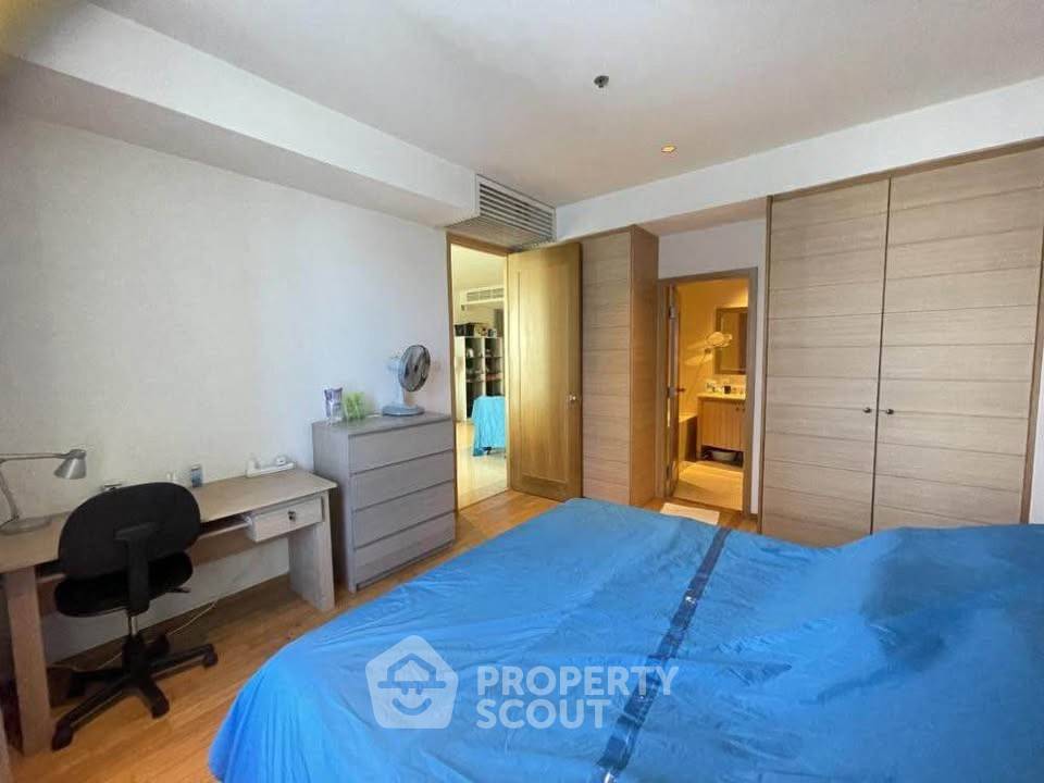 รูป คอนโด 1 ห้องนอน ขนาด 66 ตร.ม. The Empire Place ใกล้ BTS Saint Louis (ID 3018351) - รูปที่ 2/3