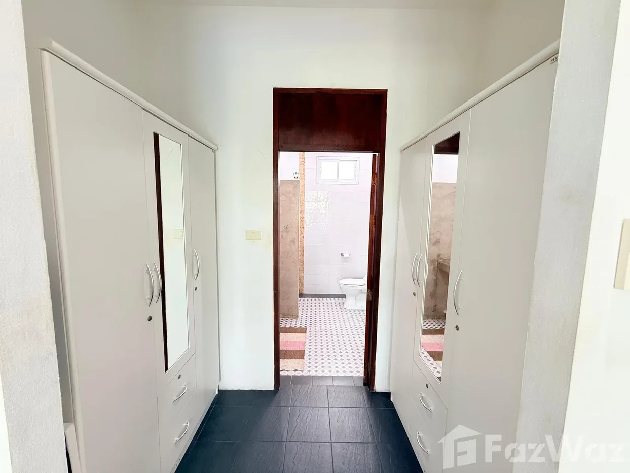 picture Charming 3-Bedroom Villa with Open Views 5620811 - 26/35